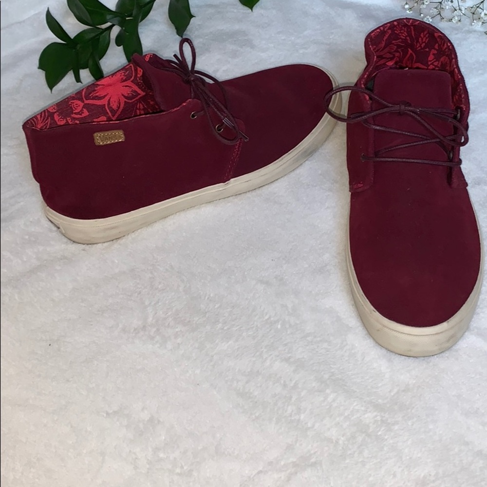 Women’s high top Vans